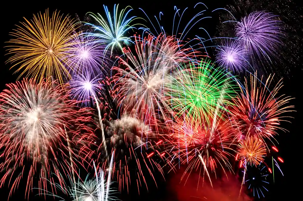 best-fireworks-2024-primed-pyrotechnics-firework-crazy-header
